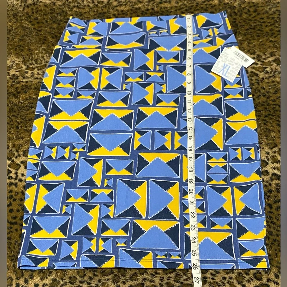 CLOSET CLEAR OUT ON ALL LULAROE MAKE A OFFER BUNDLE NWT XL SLIMMING HIGH WAISTED - Picture 6 of 8